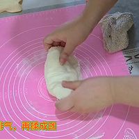一款饼底很松软的披萨（家庭版本）的做法图解4