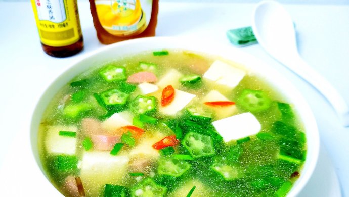 秋葵豆腐汤
