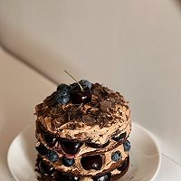 #食在幸福年 总有新花样#车厘子巧克力蛋糕的做法图解9
