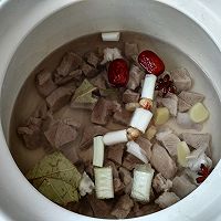 冬季养生暖身汤  羊肉萝卜汤的做法图解8