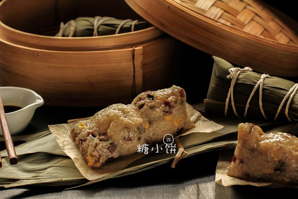 【培根香菇豌豆粽子】龙舟形包法2
