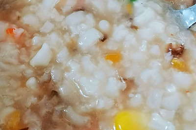 宝宝辅食—胡萝卜玉米香菇鲜虾粥
