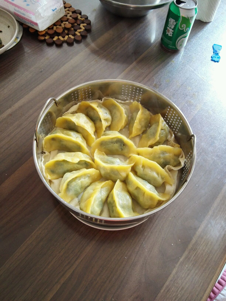 水萝卜叶菜饺子的做法