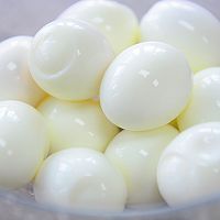 燕京U8啤酒卤蛋的做法图解4