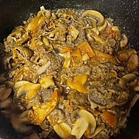 #本周热榜#番茄口蘑牛肉盖饭的做法图解5