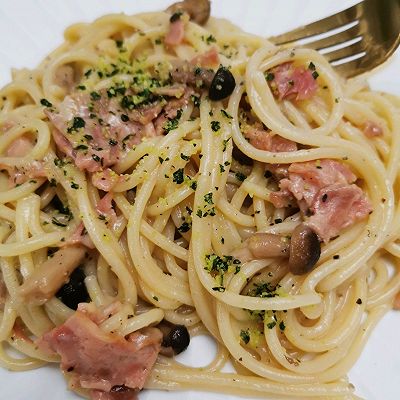 奶油培根蘑菇意面