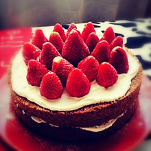 草莓可可蛋糕