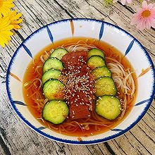 自制朝鲜冷面，夏季解暑降温神器