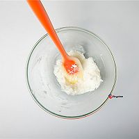 简单易上手的软糯咸蛋黄芋泥青团（艾草粉版）的做法图解5