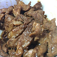 蒜苔炒肉的做法图解1