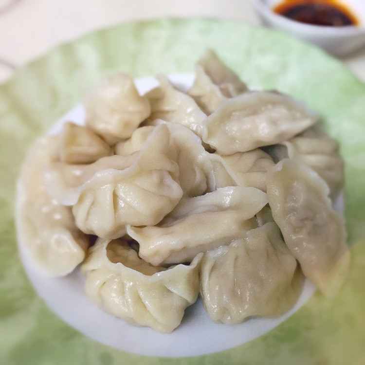 四川泡菜饺子的做法