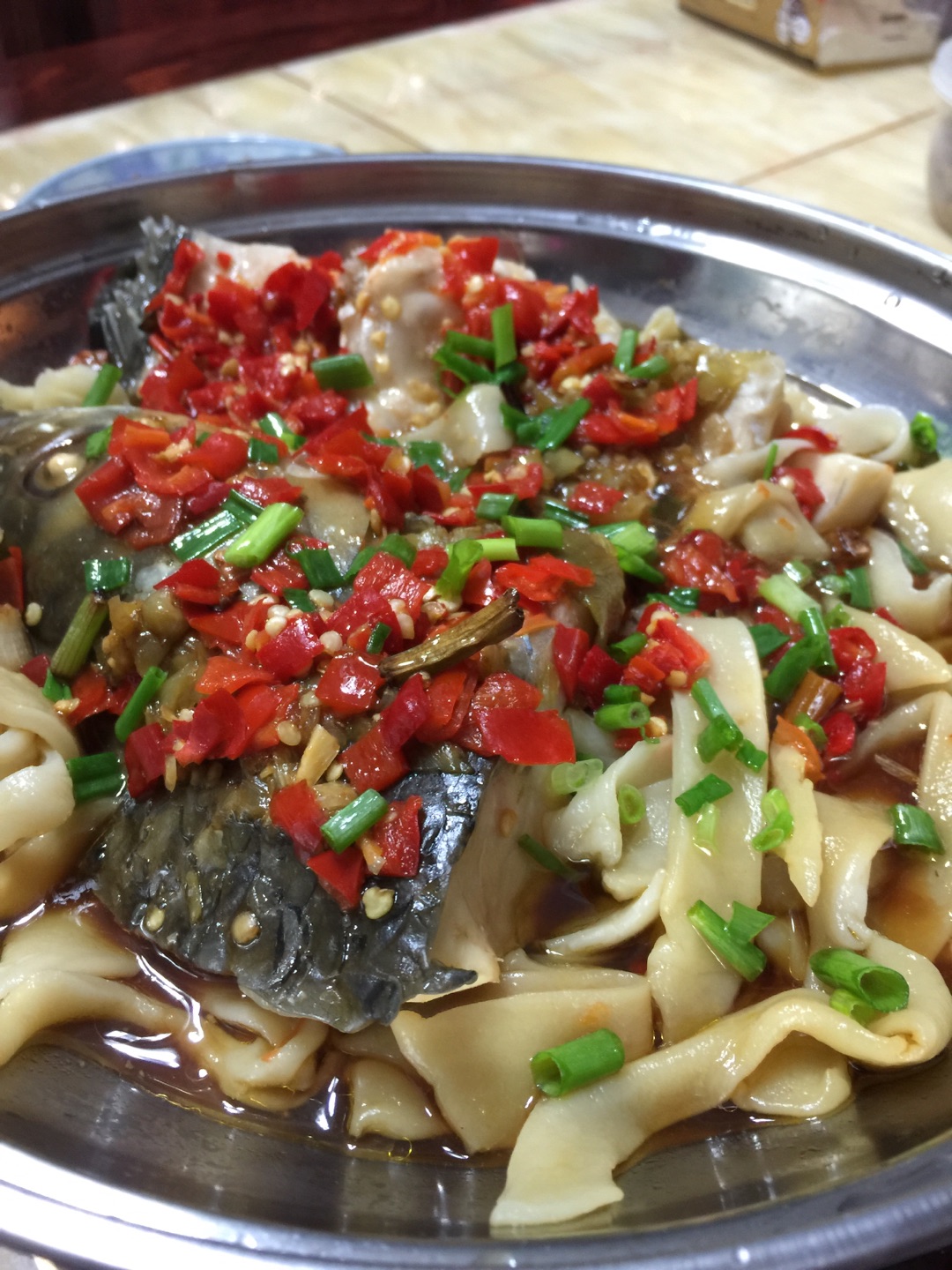剁椒鱼头的做法图解3