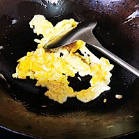 菌菇肉丝炒鸡蛋的做法图解1