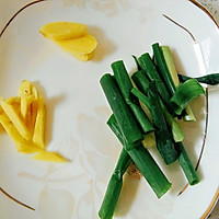 红参炖瘦肉的做法图解4