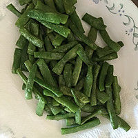腊肠四季豆的做法图解3