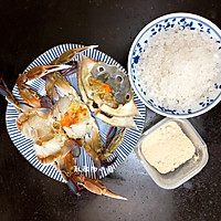 砂锅盐焗蟹的做法图解1