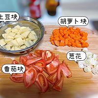 番茄土豆炖牛腩的做法图解3