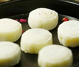 冰皮月饼丨这个中秋节就决定是你了！#手作月饼#【微体兔菜谱】的做法
