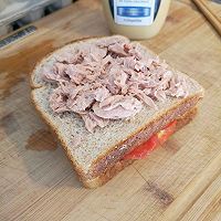 吞拿肉蛋三明治-秀出你的早餐的做法图解5