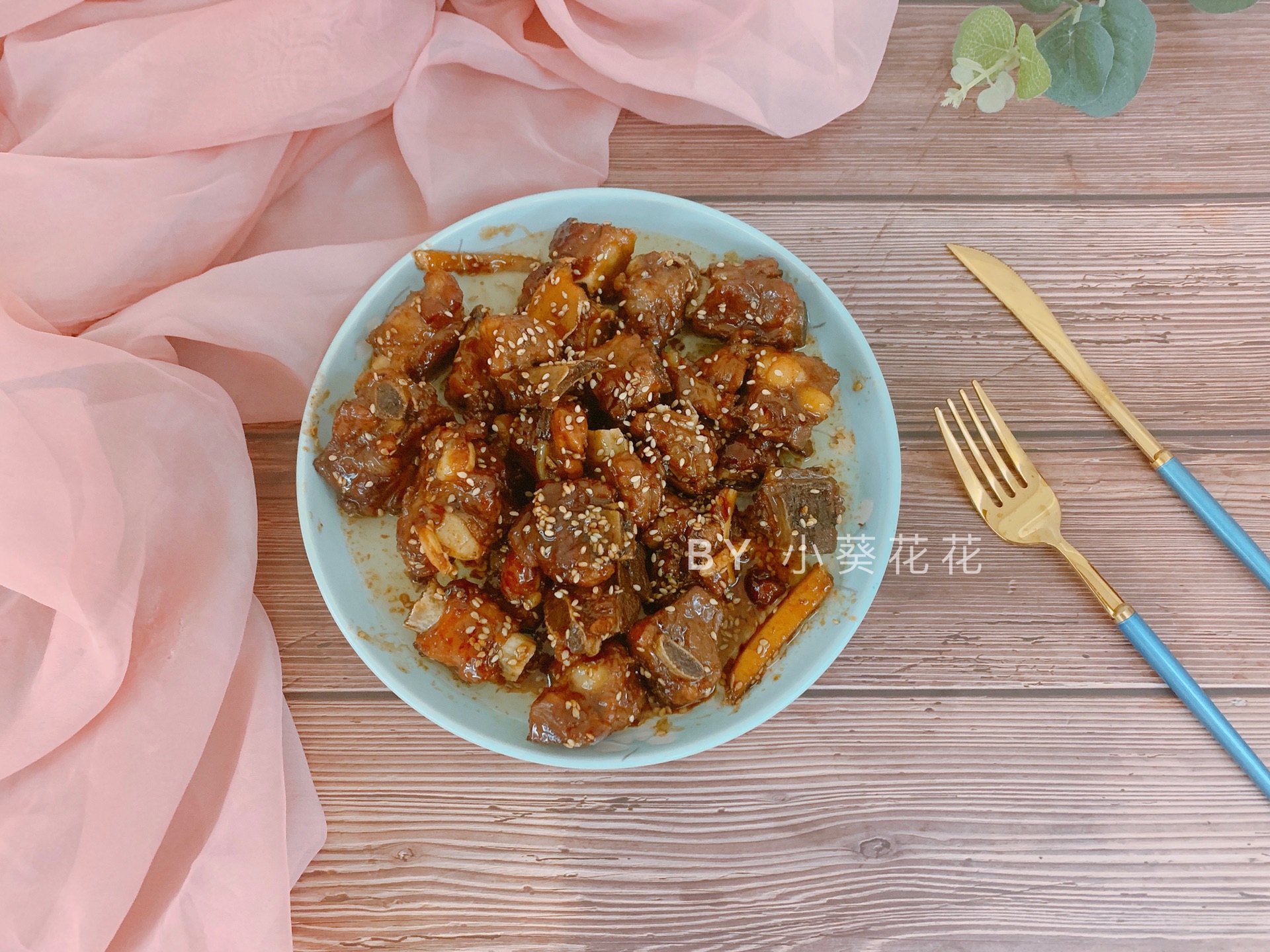 Spare ribs with sweet and sour sauce