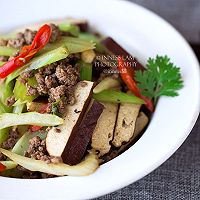 中式胃的减肥菜【芹菜肉末炒香干】的做法图解7
