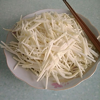 红椒竹笋的做法图解1