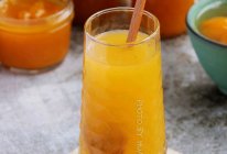黄桃黄桃，一半煮糖水，一半做果酱的做法