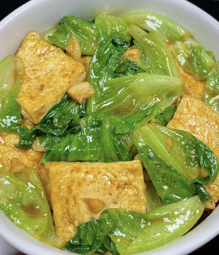 豆腐炒生菜的做法