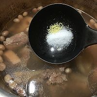 扇骨莲藕汤的做法图解9