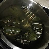 绿豆，板栗，咸蛋黄肉粽的做法图解15