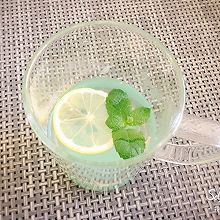 薄荷柠檬蜂蜜水