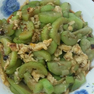 丝瓜炒鸡蛋
