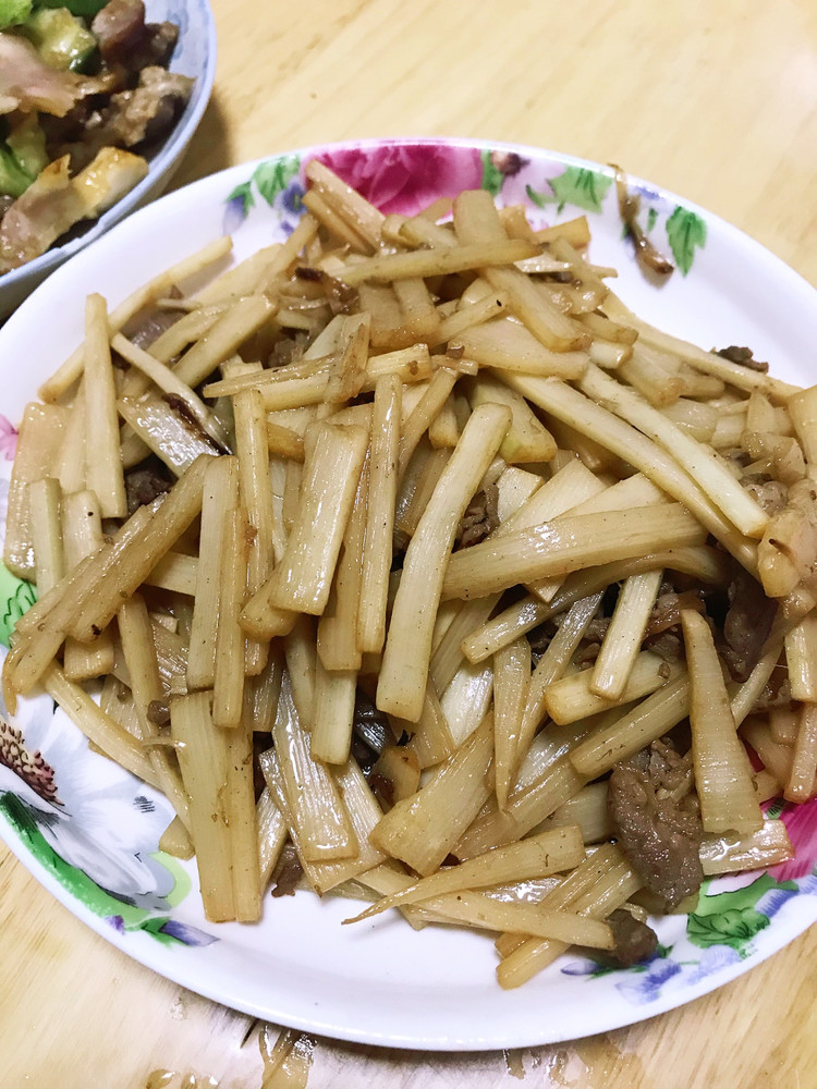 笋片炒肉的做法