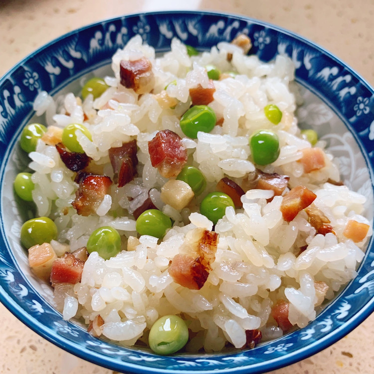 豌豆腊肉糯米饭的做法