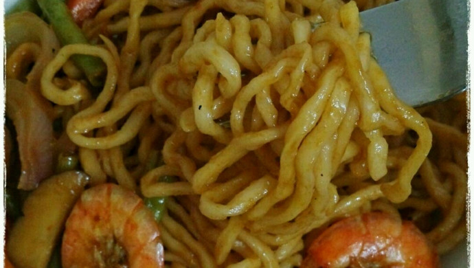 鲜虾焖面