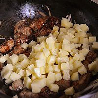 #公主系列#排骨土豆焖饭的做法图解5