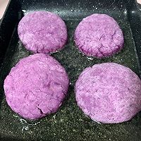 #安佳马苏里拉芝士挑战赛#软糯的紫薯芝士饼，外焦里嫩超拉丝的做法图解6