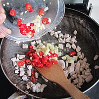 二十四小时腌制出酸豆角的好方法--肉末酸豆角的做法图解10