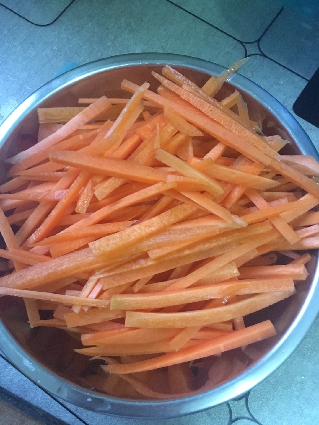 胡萝卜豆角肉丝怎么做_胡萝卜豆角肉丝的做法_jmy的私房菜_豆果美食