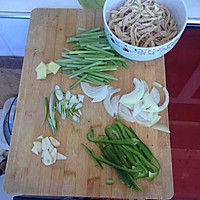 葱香手撕鸡的做法图解1