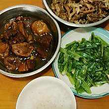 红烧羊肉豆腐泡