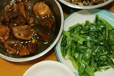 红烧羊肉豆腐泡