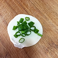 葱油饼（饺子皮版）的做法图解3