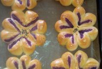 紫薯四叶草面包#东菱魔法云面包机#的做法