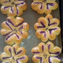 紫薯四叶草面包#东菱魔法云面包机#