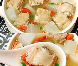 冬季养生汤❗️汤鲜味美～萝卜排骨汤的做法