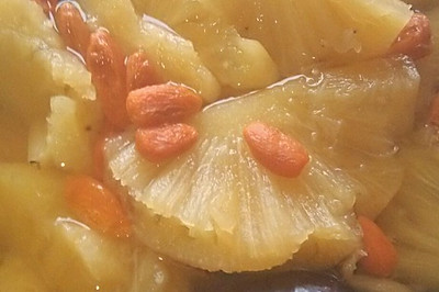 菠萝红枣枸杞汤