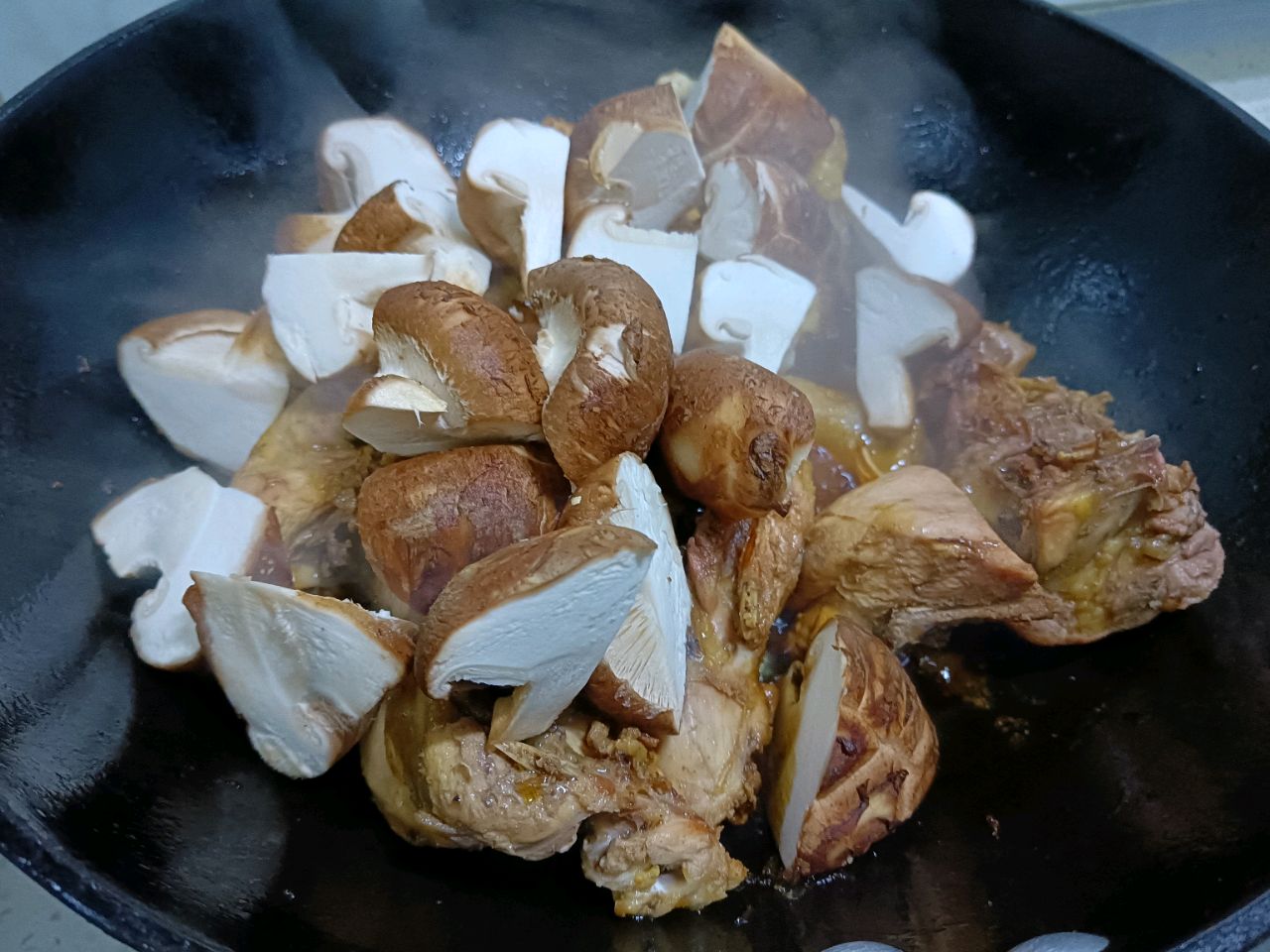 香菇炖鸡怎么做_香菇炖鸡的做法_豆果美食