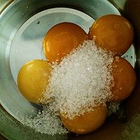 戚风蛋糕的做法图解7