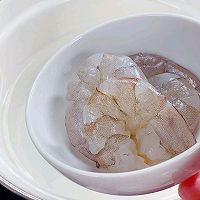 保护视力补钙宝宝辅食【虾皮胡萝卜短面】的做法图解3